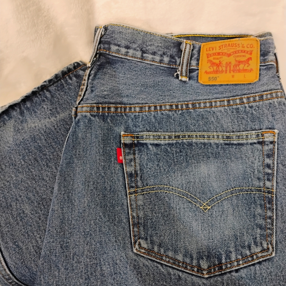 Levis 550 Jeans Mens 44x29 ( 42x28 ) Relaxed Denim Pants Casual Work Blank Tag F